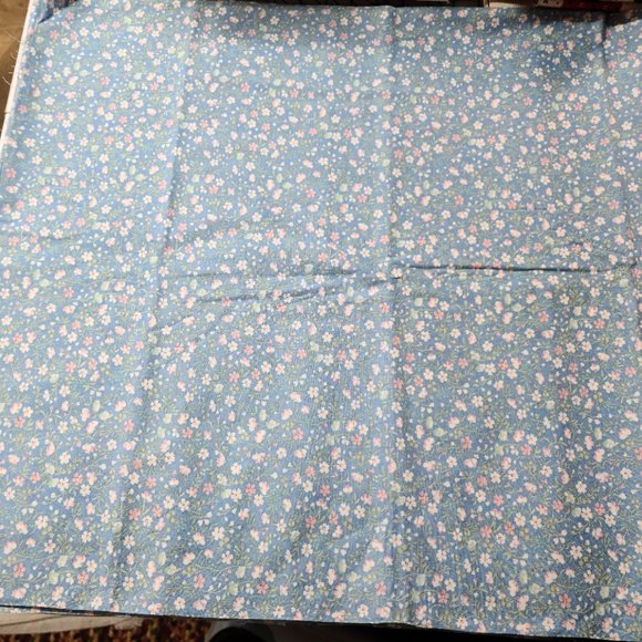 Joan Kessler Concord Floral Mixed Blue,Pink,White Cotton Fabric 2 1/2 yards VTG - Picture 2 of 7